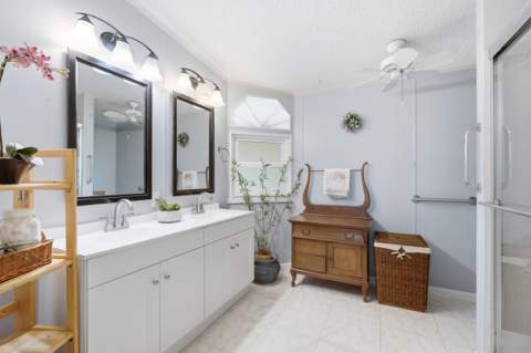 2502 SW Versailles Terrace, Stuart FL - photo 16 of 45