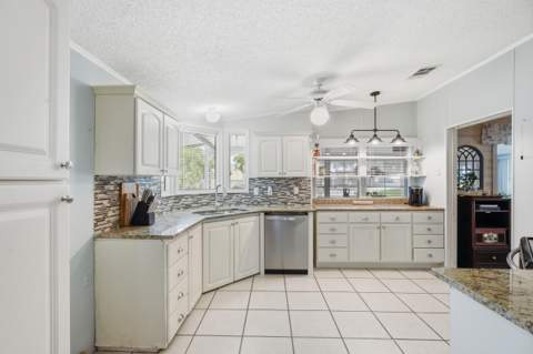 2502 SW Versailles Terrace, Stuart FL - photo 7 of 45