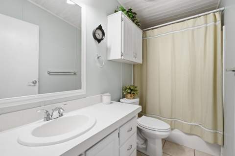 2502 SW Versailles Terrace, Stuart FL - photo 18 of 45