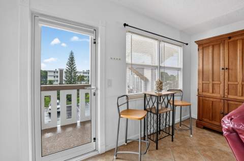 3121 Cambridge F #3121, Deerfield Beach FL - photo 14 of 93