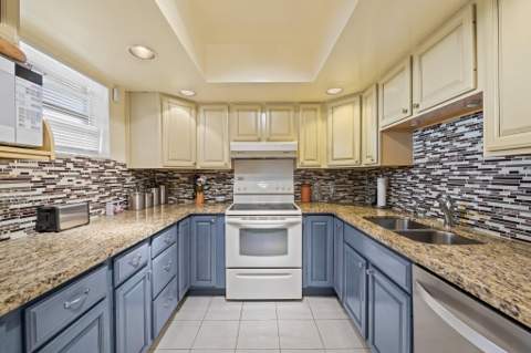3930 Inverrary Boulevard #608-D, Lauderhill FL - photo 8 of 31