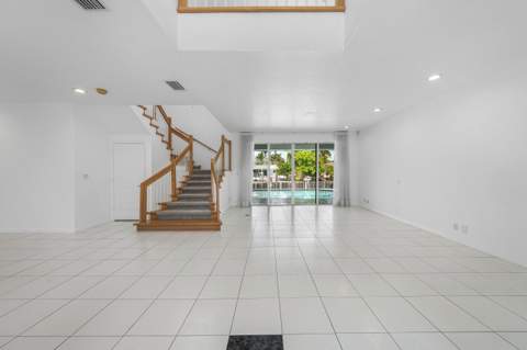 807 Coventry Street, Boca Raton FL - photo 10 of 62