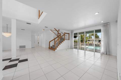 807 Coventry Street, Boca Raton FL - photo 12 of 62