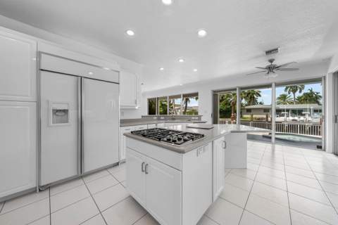 807 Coventry Street, Boca Raton FL - photo 21 of 62