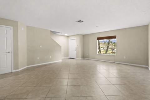 5963 Glasgow Way, Tamarac FL - photo 6 of 36