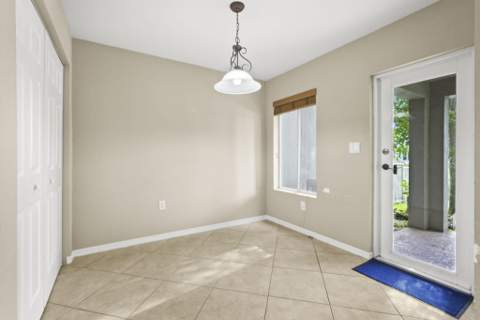 5963 Glasgow Way, Tamarac FL - photo 12 of 36