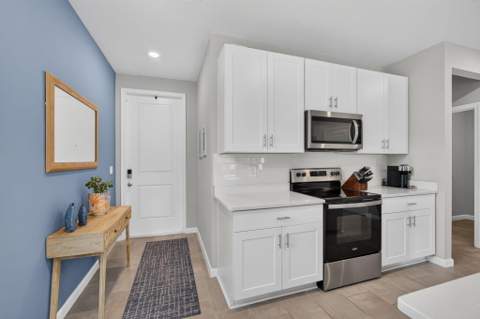 5600 Mentmore Drive, West Palm Beach FL - photo 7 of 63