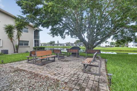 79 Chatham D, West Palm Beach FL - photo 13 of 34