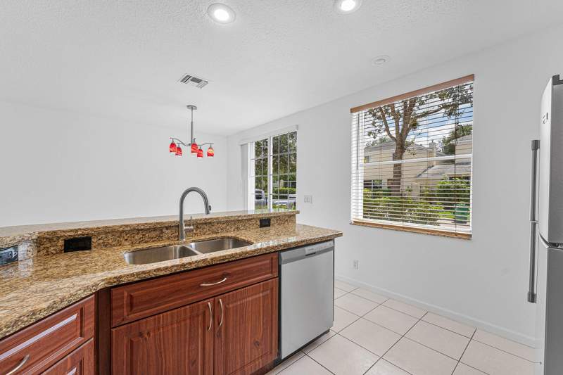 2 bedroom Townhouse at 11031 Periwinkle Lane, Captiva, Tamarac — photo 4