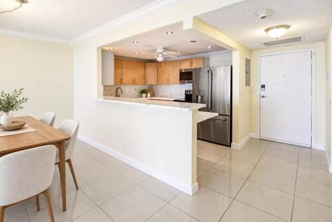 2500 Parkview Drive #1710, Hallandale Beach FL - photo 8 of 30