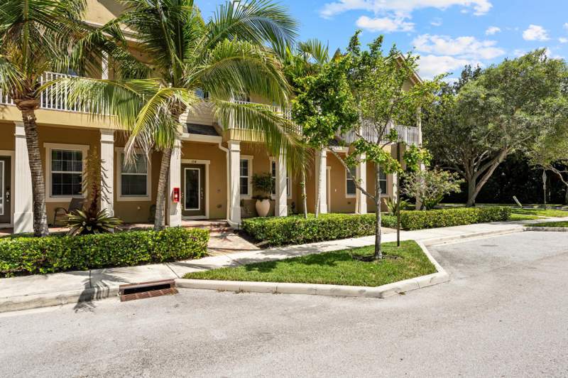 3 bedroom Condominium at 119 Black Ironwood Road #104, Sandpiper Cove II At Botanica Condo, Jupiter — photo 4