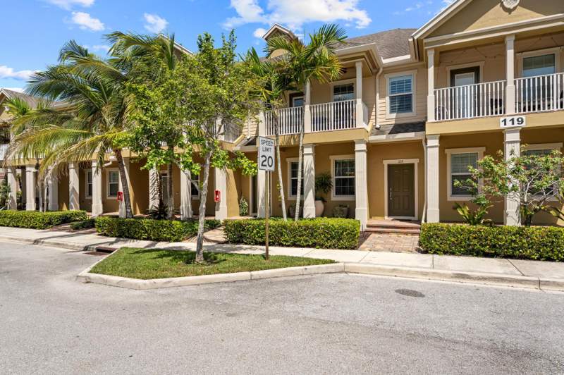 3 bedroom Condominium at 119 Black Ironwood Road #104, Sandpiper Cove II At Botanica Condo, Jupiter — photo 3