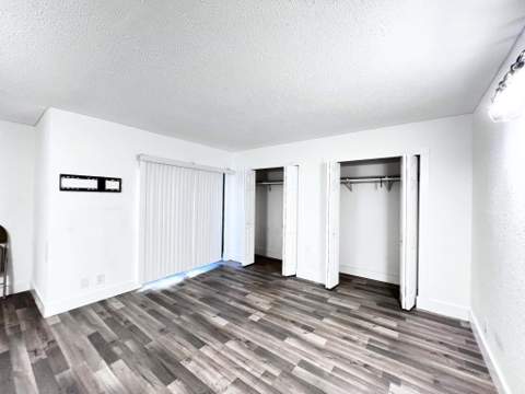 295 Woodland Road, Palm Springs FL - photo 9 of 18