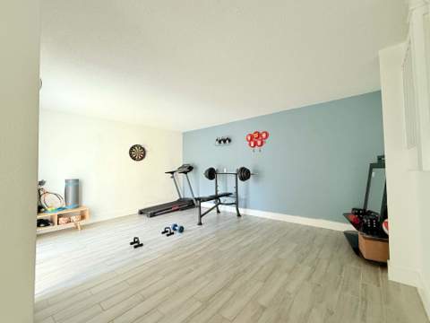 295 Woodland Road, Palm Springs FL - photo 16 of 18