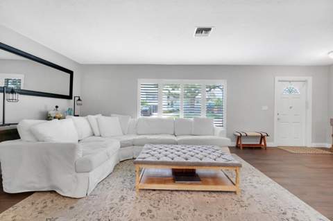 528 NW 15th Avenue, Boca Raton FL - photo 7 of 37