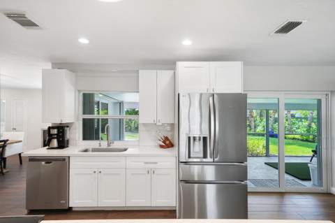 528 NW 15th Avenue, Boca Raton FL - photo 14 of 37