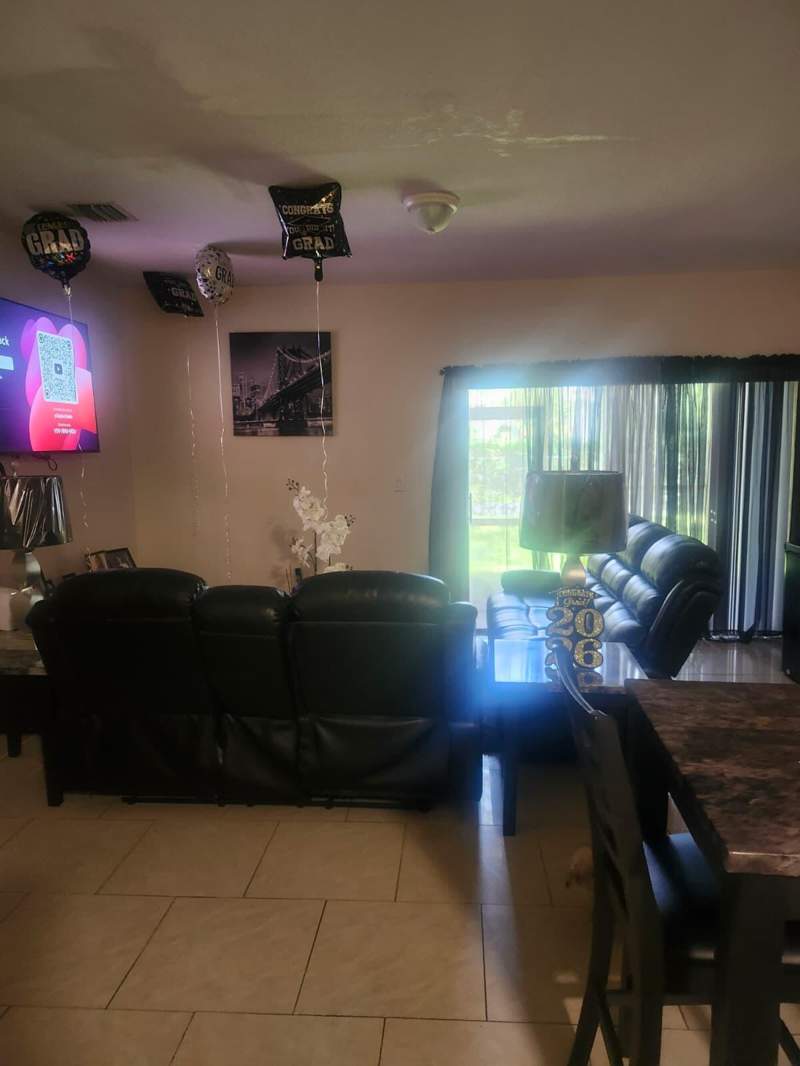 3 bedroom Townhouse at 5525 Monte Carlo Place, Monte Carlo, Margate — photo 3