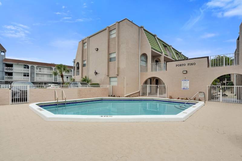 1 bedroom Condominium at 1100 SE 4th Avenue #5, Porto Fino Gardens Condo, Deerfield Beach — photo 3