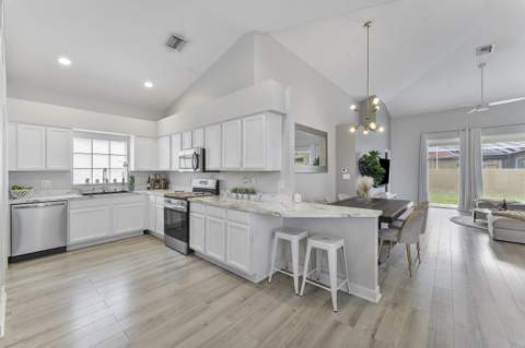 4964 Gateway Gardens Drive, Boynton Beach FL - photo 9 of 21
