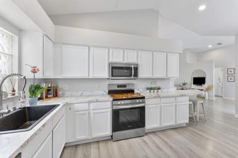 4964 Gateway Gardens Drive, Boynton Beach FL - photo 10 of 21