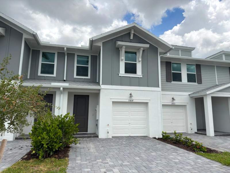 3 bedroom Townhouse at 13037 SW Forli Way, Central Park, Port St. Lucie — photo 3