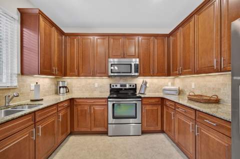 599 Dakota Drive, Jupiter FL - photo 21 of 42