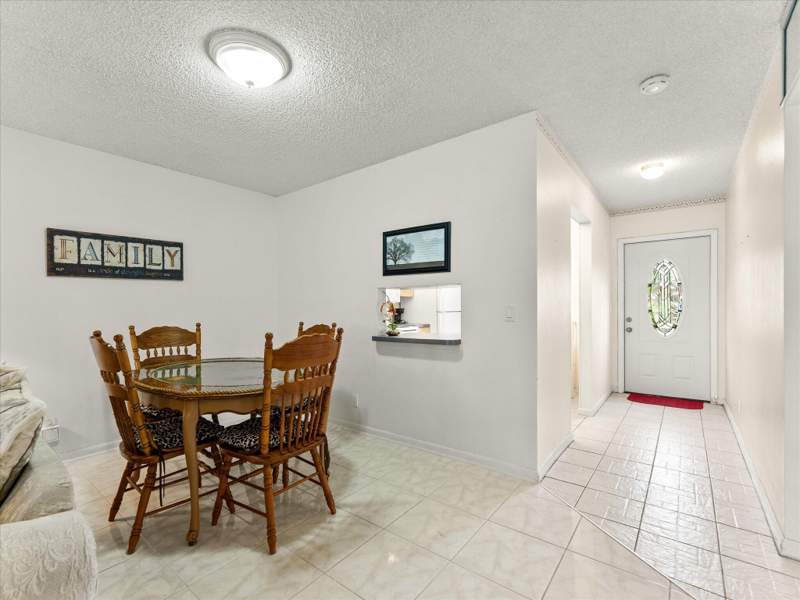 2 bedroom Condominium at 341 A Covered Bridge Boulevard, Covered Bridge, Lake Worth — photo 5