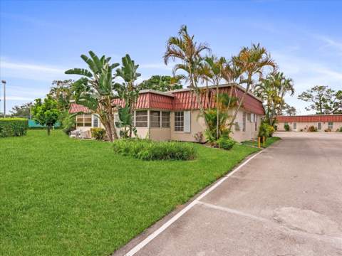 341 A Covered Bridge Boulevard, Lake Worth FL - photo 19 of 28