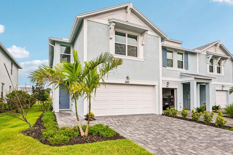 3 bedroom Townhouse at 643 Salisbury Circle, Tidewater, Fort Pierce — photo 3