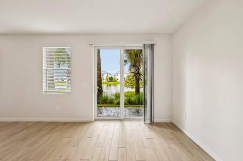 643 Salisbury Circle, Fort Pierce FL - photo 9 of 34