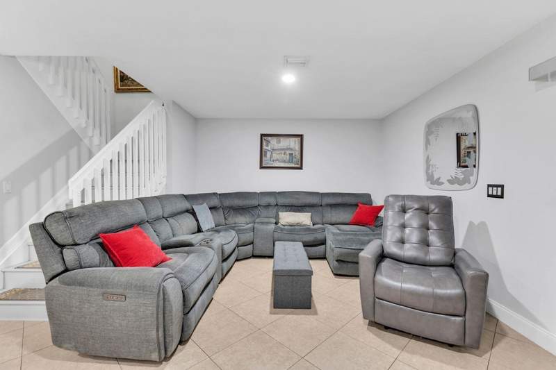 3 bedroom Townhouse at 1375 SW 48th Terrace, Waterways, Deerfield Beach — photo 4