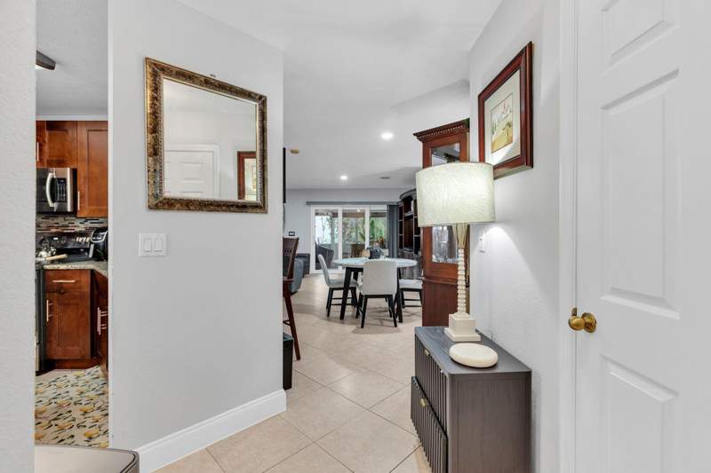 3 bedroom Townhouse at 1375 SW 48th Terrace, Waterways, Deerfield Beach — photo 2