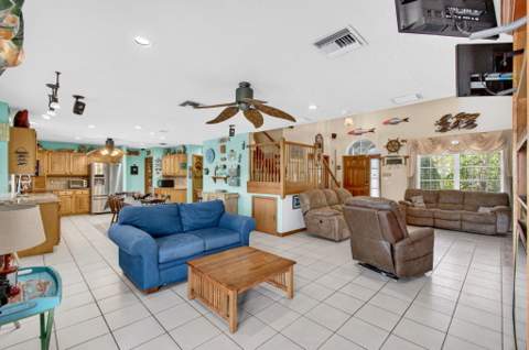 502 Venice Drive, Boynton Beach FL - photo 9 of 68