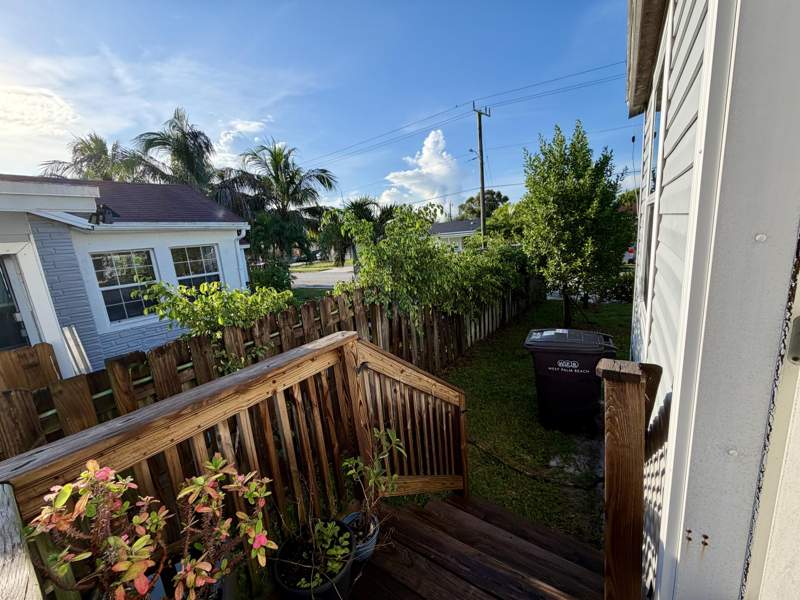 4 bedroom Manufactured Home at 755 Ridgewood Drive, Prospect Hills, West Palm Beach — photo 2