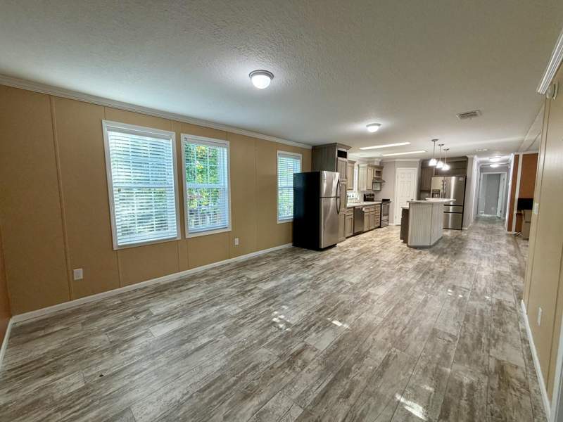 4 bedroom Manufactured Home at 755 Ridgewood Drive, Prospect Hills, West Palm Beach — photo 5