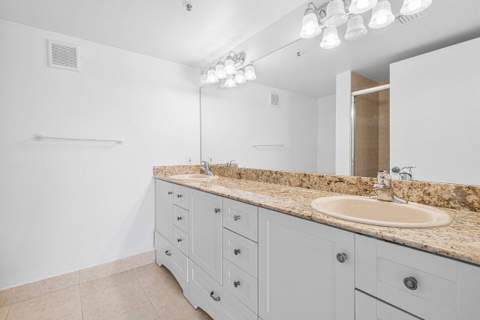 6112 Huntwick Terrace #102, Delray Beach FL - photo 21 of 56
