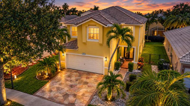 3 bedroom Single Family Residence at 4940 Egret Place, Regency Lakes At Coconut, Coconut Creek — photo 3