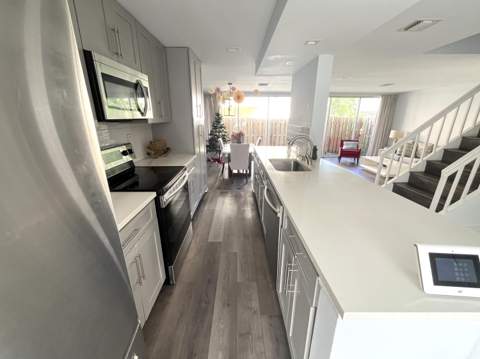 852 NW 81st Avenue #3, Plantation FL - photo 6 of 28