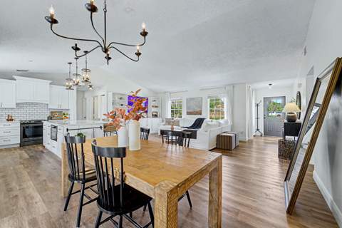 1420 SW Melrose Avenue, Port St. Lucie FL - photo 13 of 52