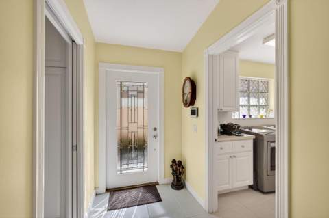 8522 SE Retreat Drive, Hobe Sound FL - photo 10 of 60
