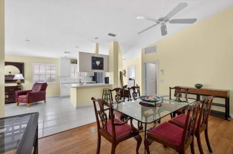 8522 SE Retreat Drive, Hobe Sound FL - photo 13 of 60