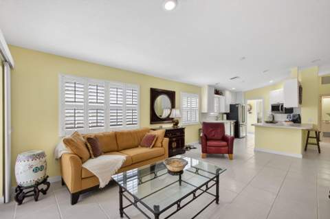 8522 SE Retreat Drive, Hobe Sound FL - photo 23 of 60