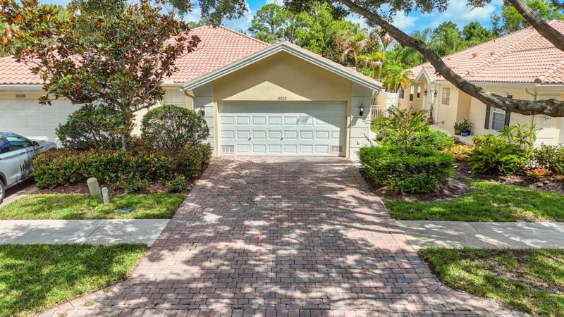 2 bedroom Villa at 8522 SE Retreat Drive, The Retreat, Hobe Sound — photo 2