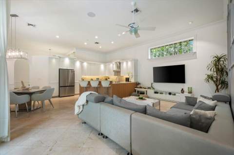 2647 Edgewater Drive, Weston FL - photo 15 of 55