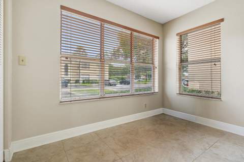 3350 Pinewalk Drive #1411, Margate FL - photo 10 of 29