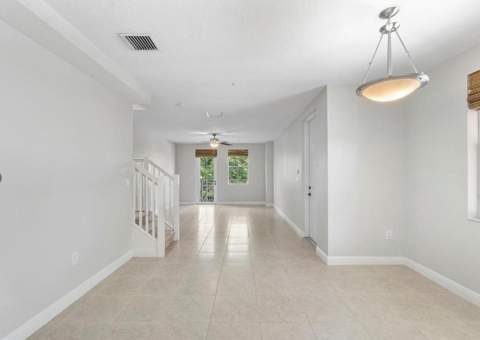 400 SW 14th Avenue, Fort Lauderdale FL - photo 7 of 38