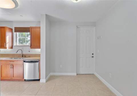 400 SW 14th Avenue, Fort Lauderdale FL - photo 13 of 38
