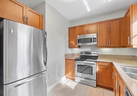 400 SW 14th Avenue, Fort Lauderdale FL - photo 14 of 38