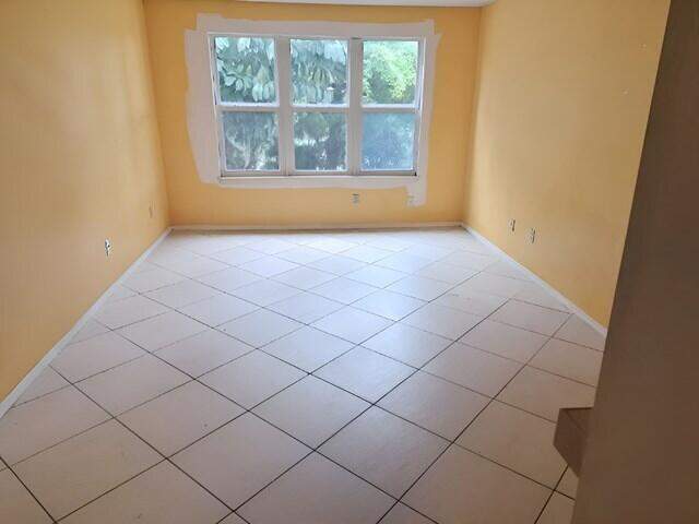 2 bedroom Condominium at 2313 N Congress Avenue #23, Boynton Landings Condo, Boynton Beach — photo 4