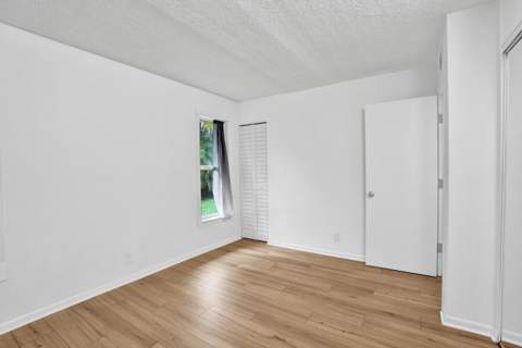 1100 SE 4th Avenue #5, Deerfield Beach FL - photo 10 of 27